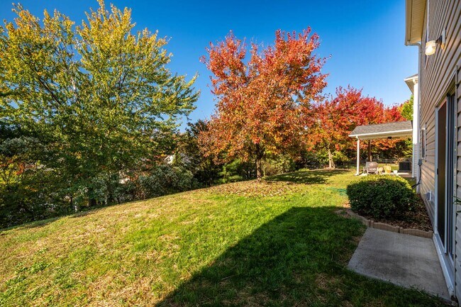 Building Photo - 718 Delta Downs Dr