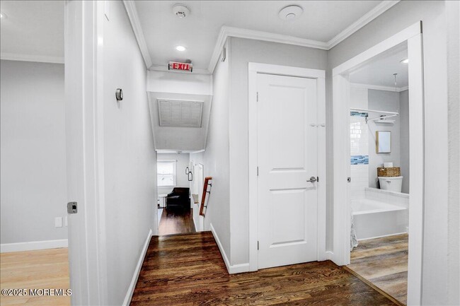 Building Photo - 144 Lower Main St