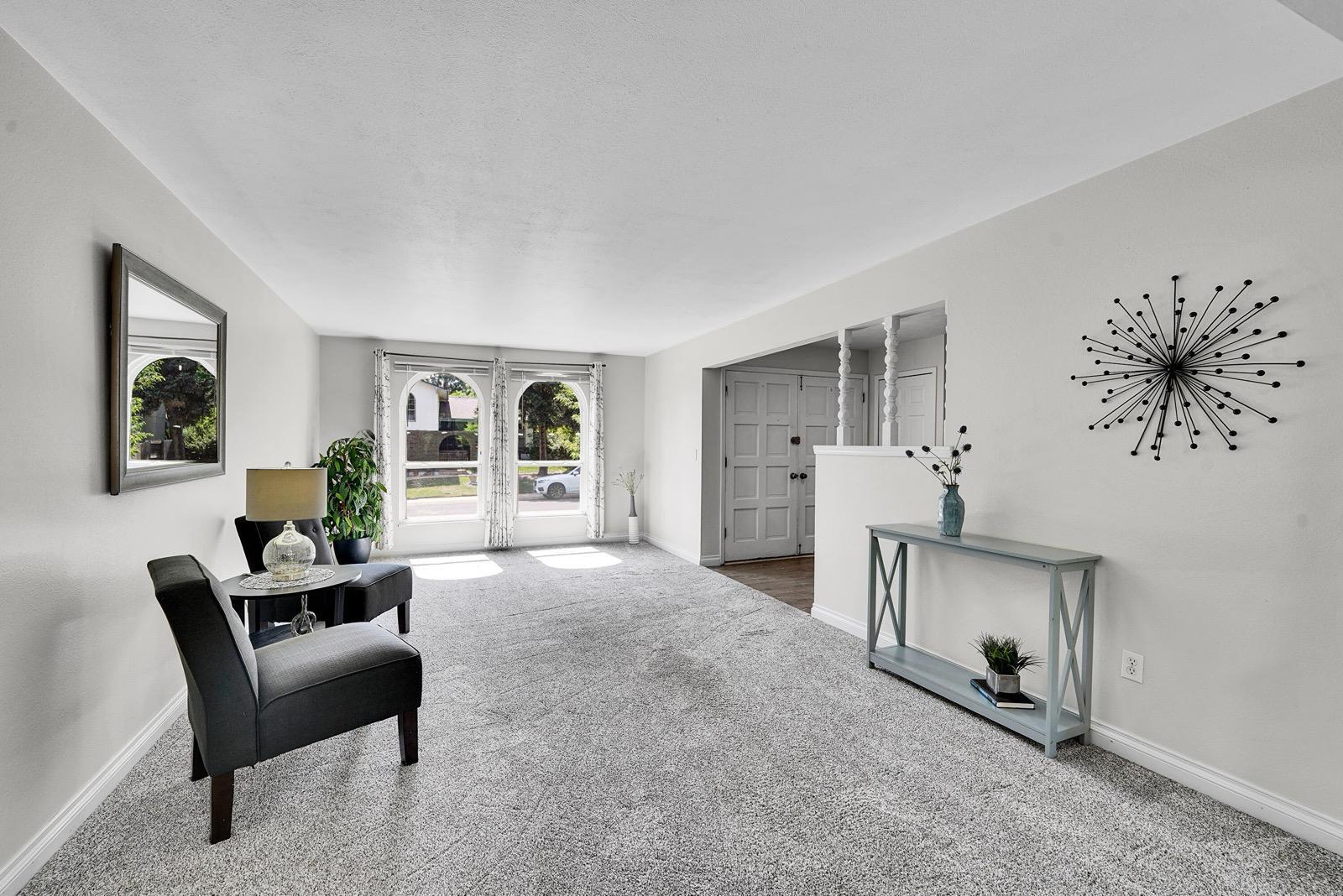 Building Photo - 7303 E Mercer Pl