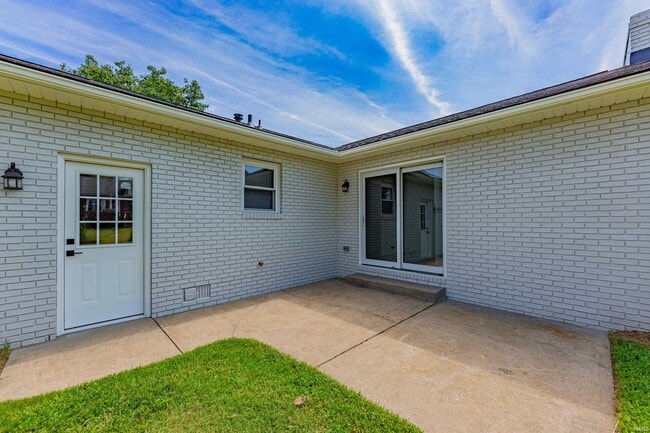 Building Photo - 6840 Copperfield Dr