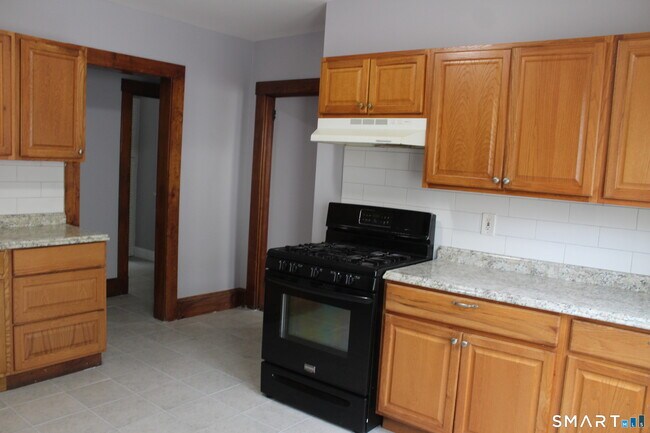 Building Photo - 45 Grandview Terrace