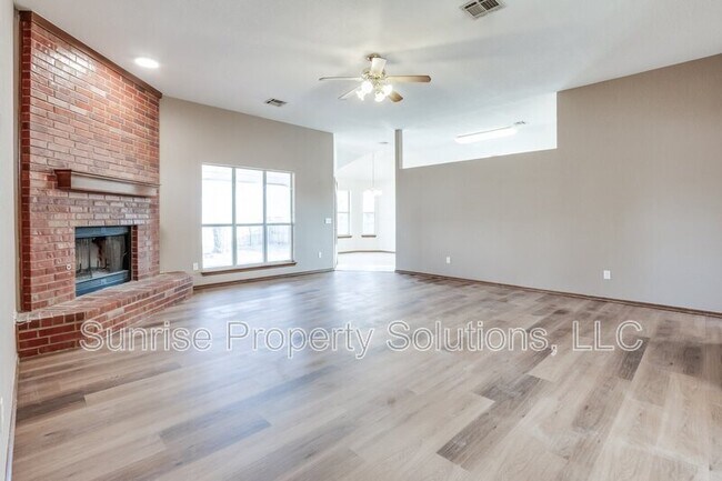 Building Photo - 509 Gyrfalcon Dr