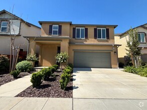 Building Photo - Spacious 3-Bedroom Home with Solar, Modern...