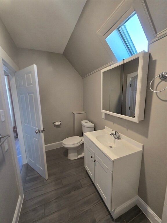 Building Photo - 65 Shepard St