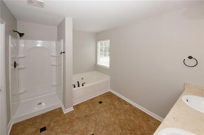 Building Photo - 7000 Lunar Blue Way