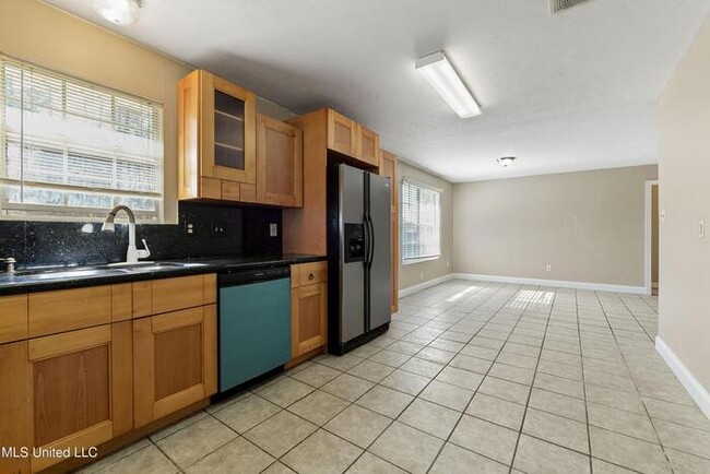 Building Photo - Beautiful 4/2 in Waveland, MS