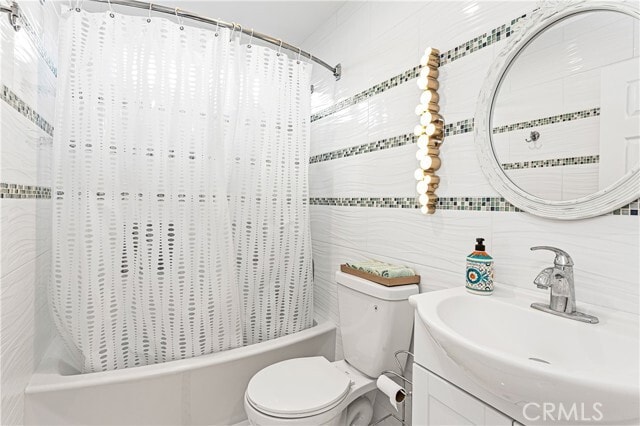 Building Photo - 5101 Chateau Cir