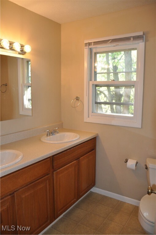 Building Photo - 3366 Broad Vista St NW