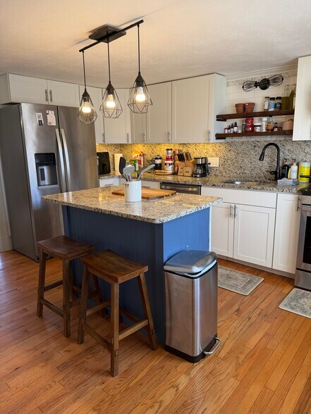 Building Photo - 13 Myles Standish Dr