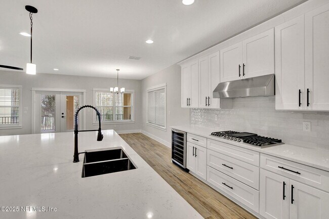 Building Photo - 8859 AMALFI Ct