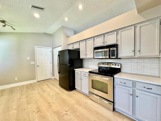 Building Photo - 13514 Colorado Pl