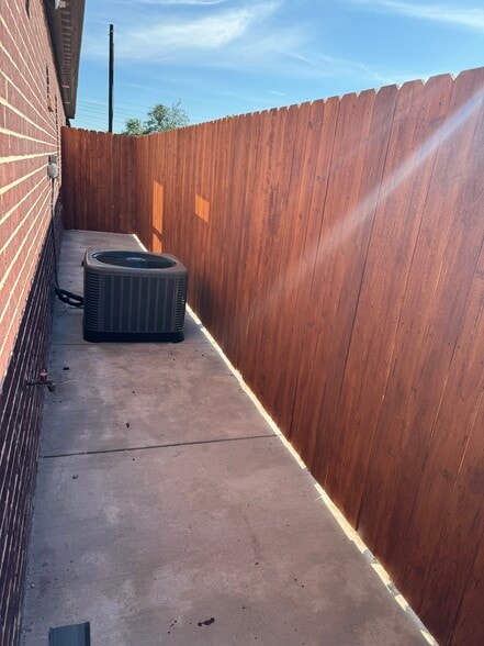 concrete side yard - 805 Hidden Hills St