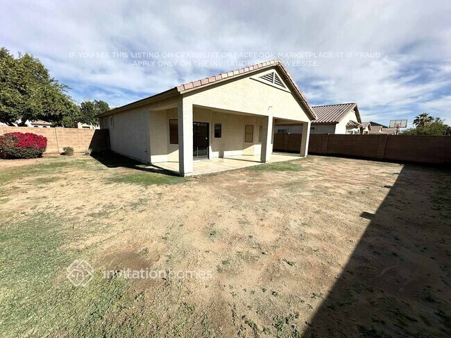 Building Photo - 2555 W Lynne Ln