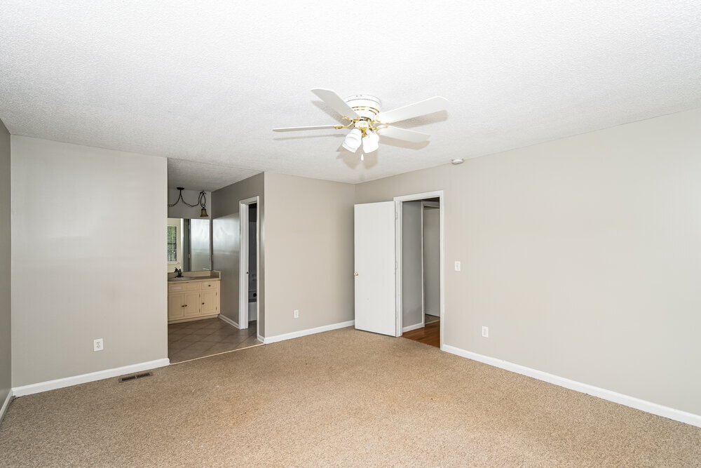 Building Photo - 3278 Pilgrims Ct
