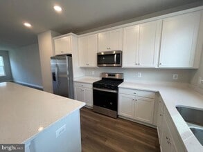 Building Photo - 15115 Jaxton Sq Ln