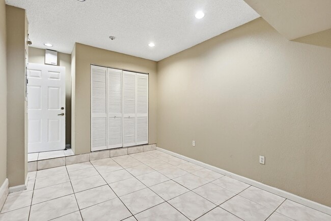 Building Photo - 9312 NW 54th St