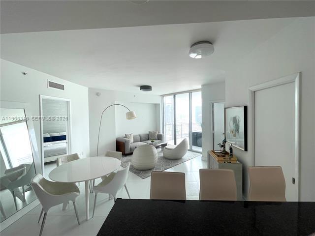 Building Photo - 350 S Miami Ave