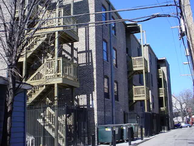 Building Photo - 3417 W Drummond Pl
