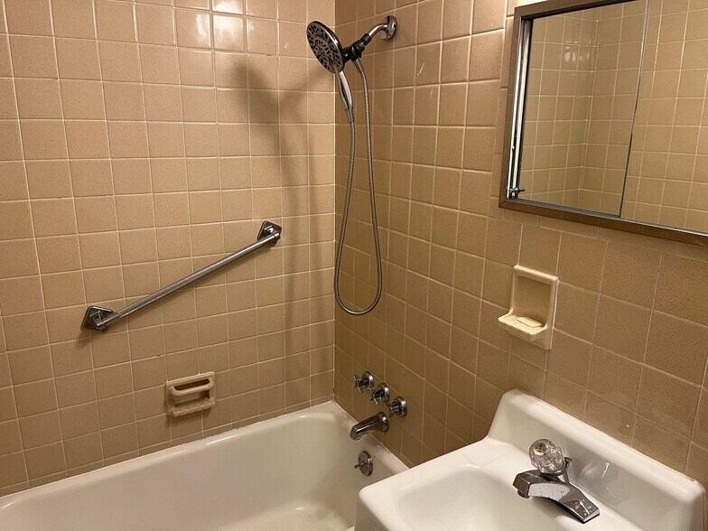 Bathroom - 1308 Revere Rd