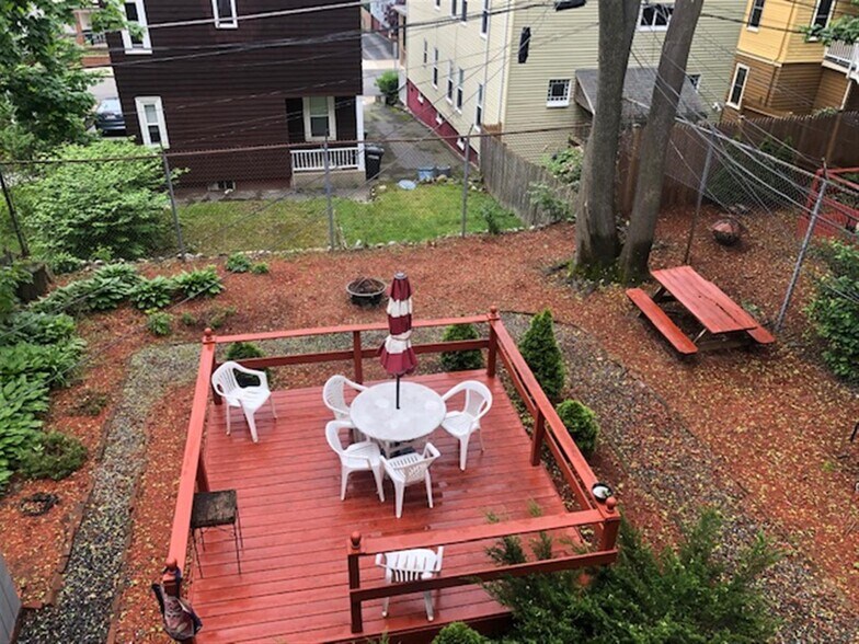 Building Photo - 233A Highland Ave