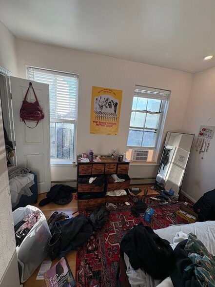 Building Photo - 204 Northampton St