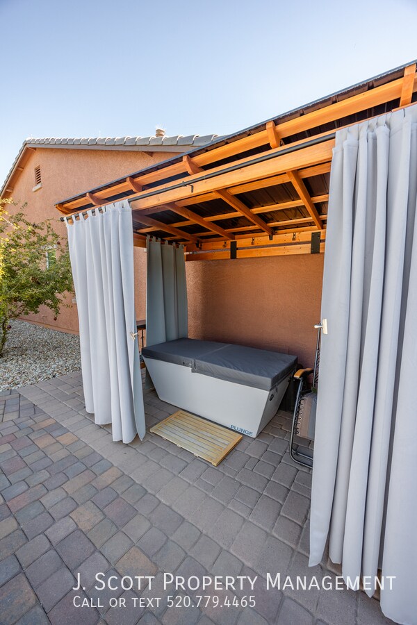 Building Photo - 15646 W Ashland Ave