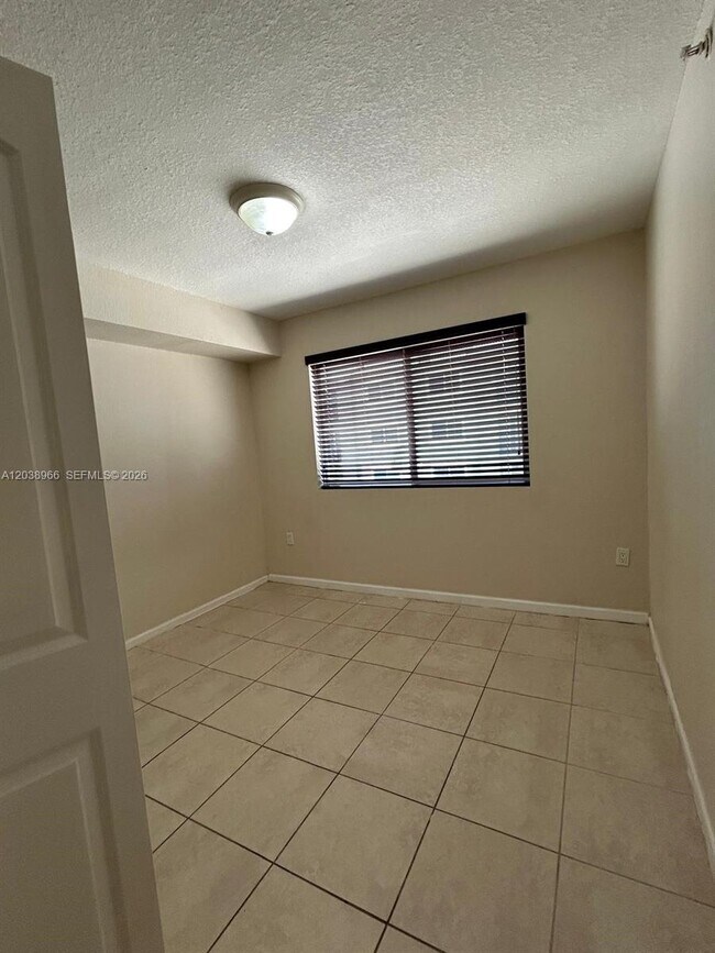 Building Photo - 15460 SW 284th St