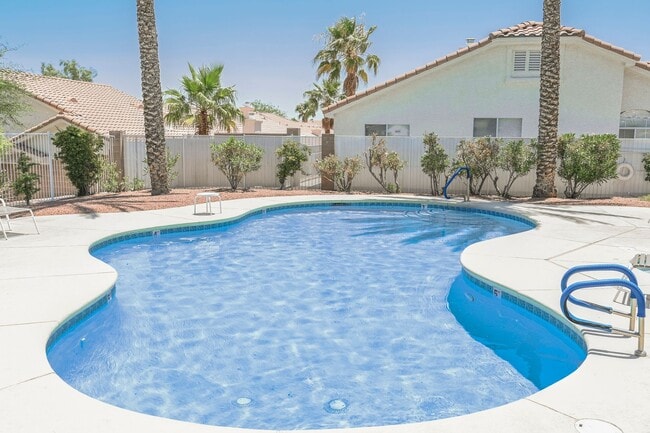 Building Photo - Summerlin - Single Story Townhome -
