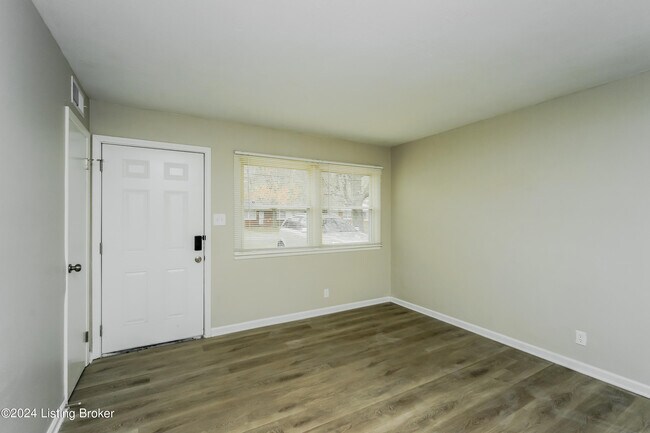 Building Photo - 5304 Rural Way