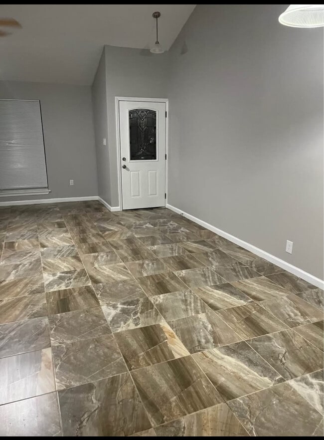 Building Photo - 508 Heritage Cove