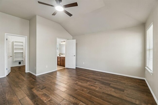 Building Photo - 15921 Katie Ridge Dr