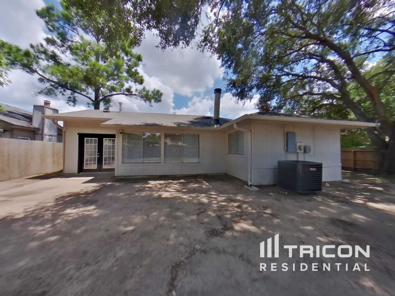 Building Photo - 7434 Tetela Dr