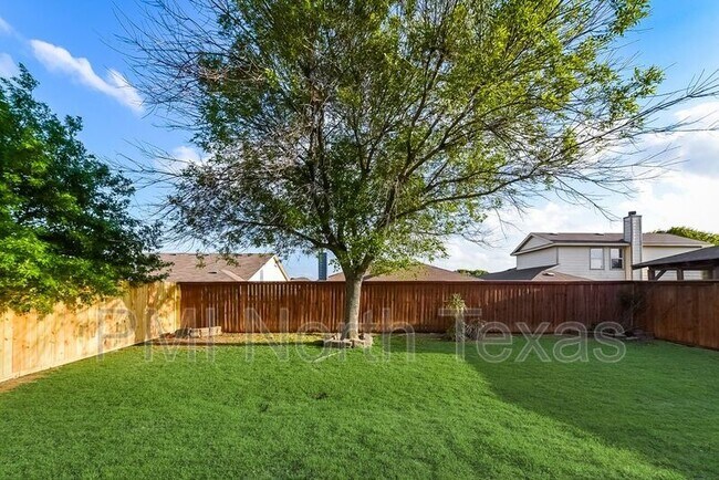 Building Photo - 9957 George Bush Dr