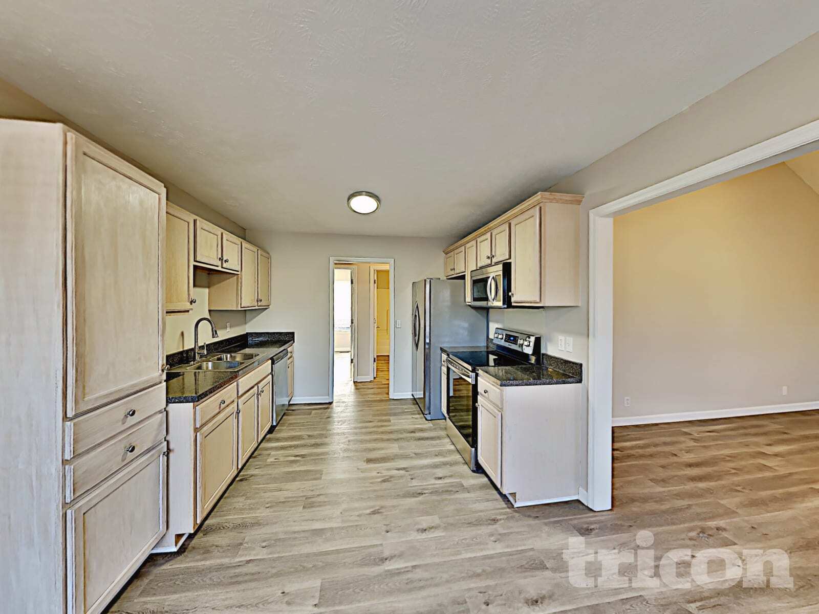 Building Photo - 2805 Blackwood Dr
