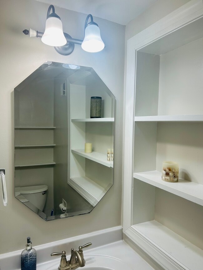 Building Photo - 13513 Demetrias Way