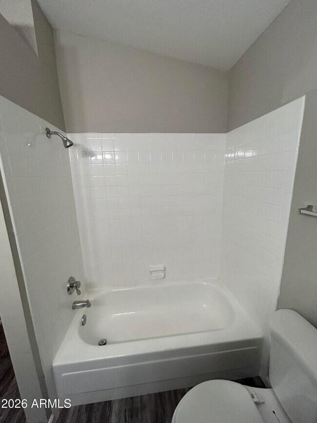 Building Photo - 4645 E Piedmont Rd