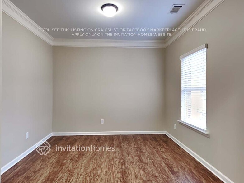 Building Photo - 2114 Centenary Main St