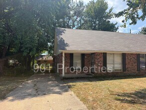 Building Photo - 6415 Gillespie Rd