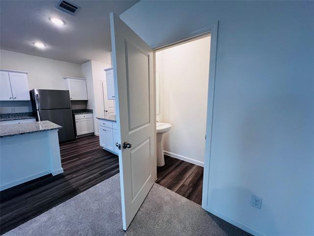 Building Photo - 2306 States St