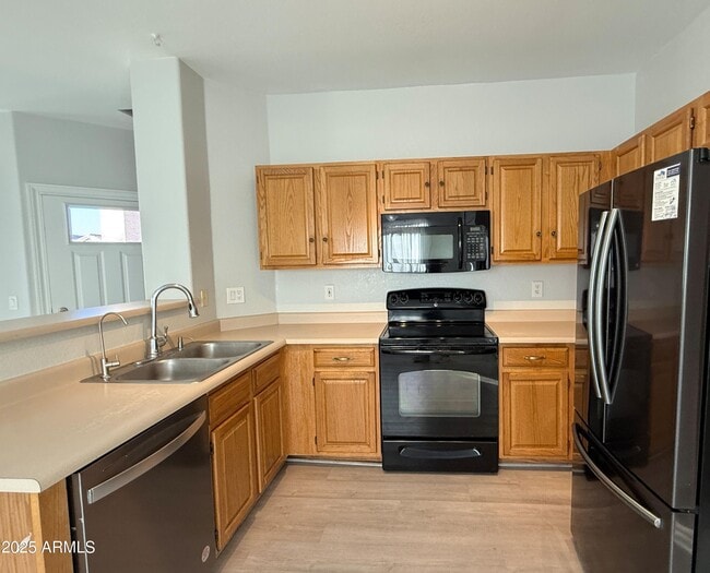 Building Photo - 13874 N 91st Dr