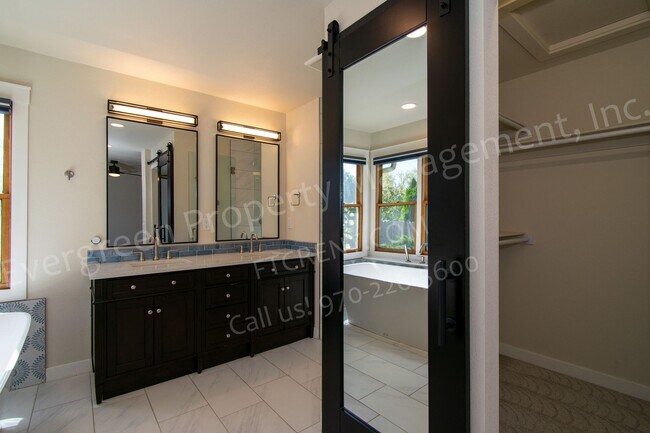 Building Photo - Beautiful 4-Bedroom Home in Southeast Fort Collins!