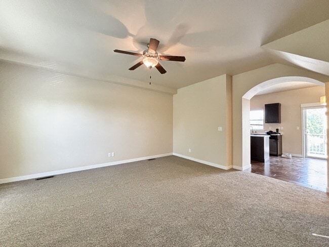Building Photo - 8861 W Pine Valley Ln