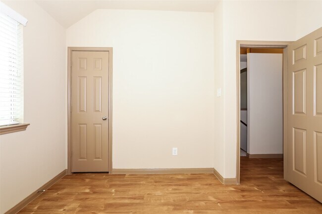 Building Photo - 19026 Moynihan Dr