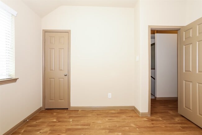 Building Photo - 5307 Long Arbor Ln