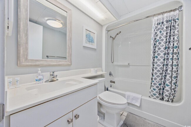 Building Photo - 161 Seawatch Dr
