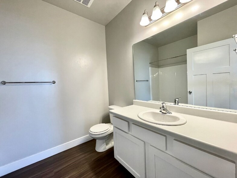 Building Photo - 3919 W 1530 N