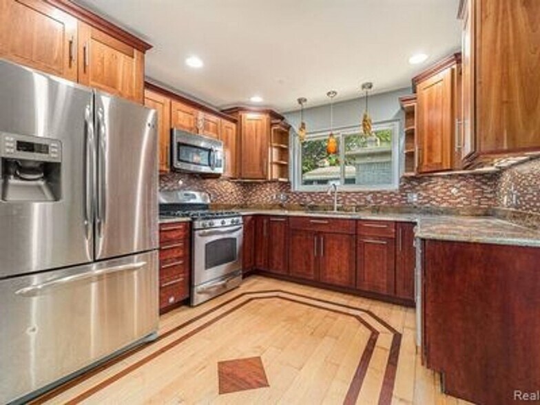 Building Photo - 3537 Millay Dr