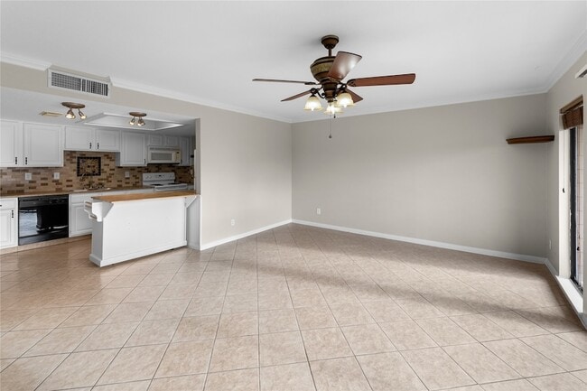 Building Photo - 3663 E NASA Pkwy