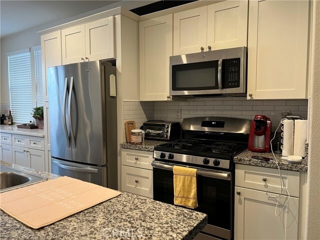 Building Photo - 1413 Girona Dr