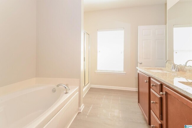 Building Photo - 5894 Ridgeline Dr